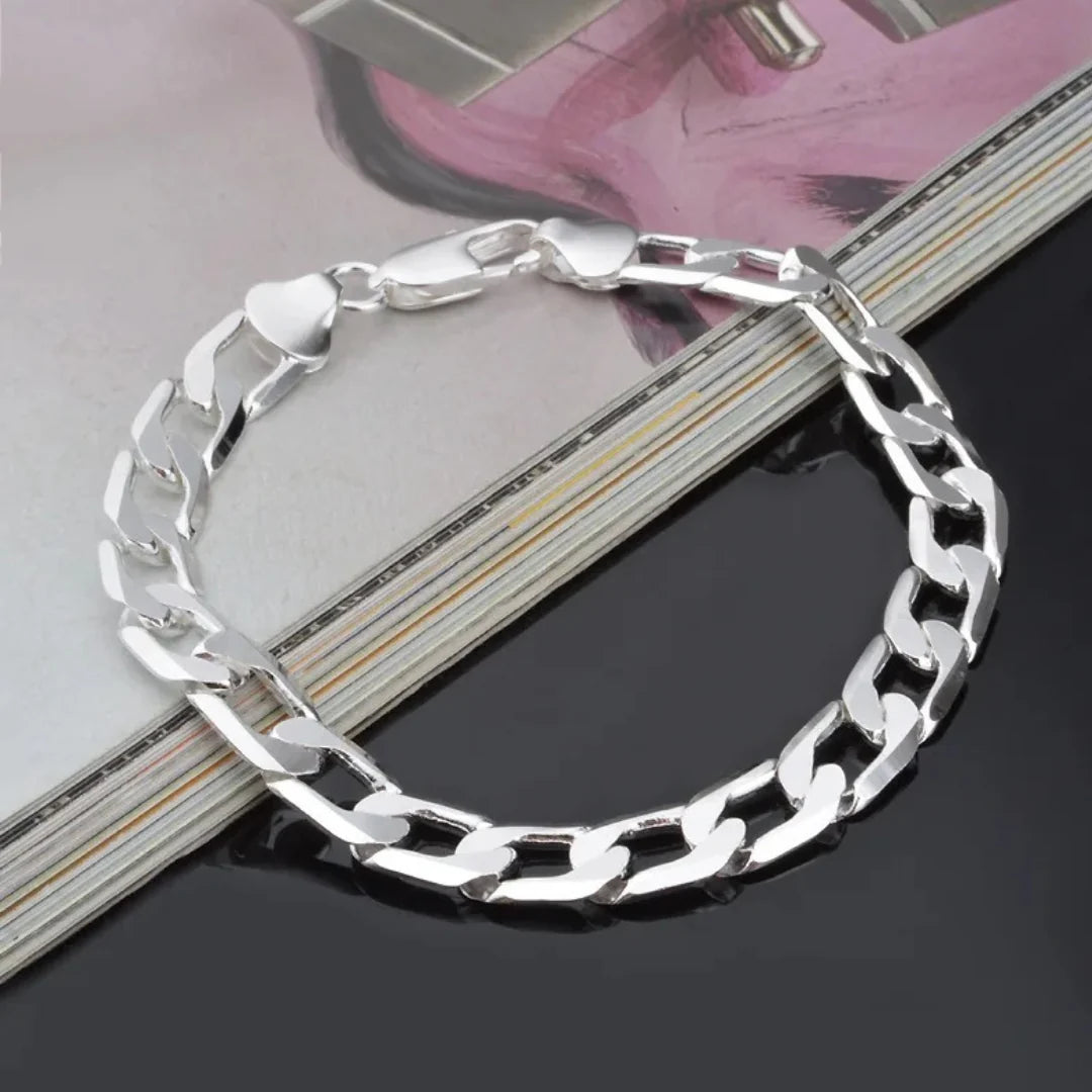 925er Silber Schweizer Figaro-Armband mit 6 bis 8 mm Zirkonia