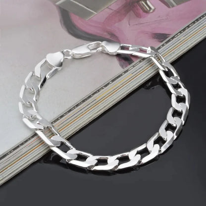925er Silber Schweizer Figaro-Armband mit 6 bis 8 mm Zirkonia