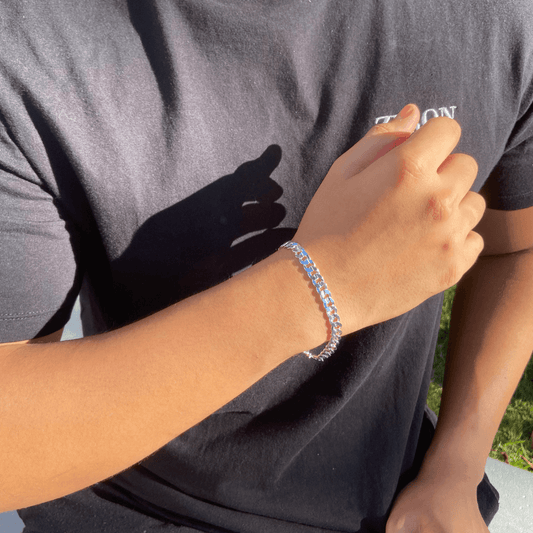 Holland 925 Silberarmband mit geometrischem Design und 7 mm Zirkon